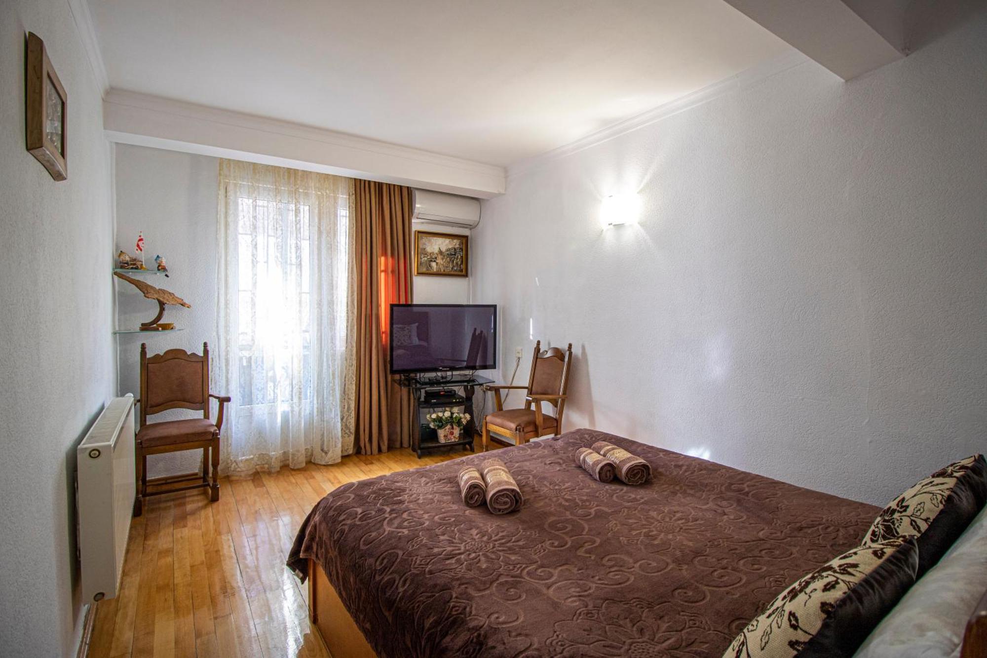 Cozy Apartment On Kostava Tbilisi Eksteriør bilde